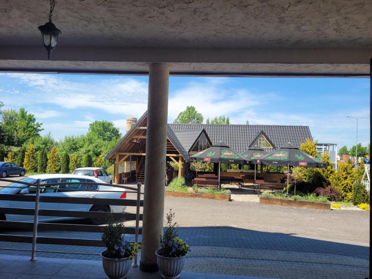 Karczma Góralska Wisznice Exterior foto